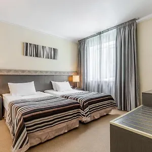 khreschatyk.hotels-of-kiev.com/