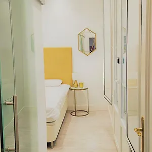 & Away In The Heart Of Historical Town Of Apartamento Málaga